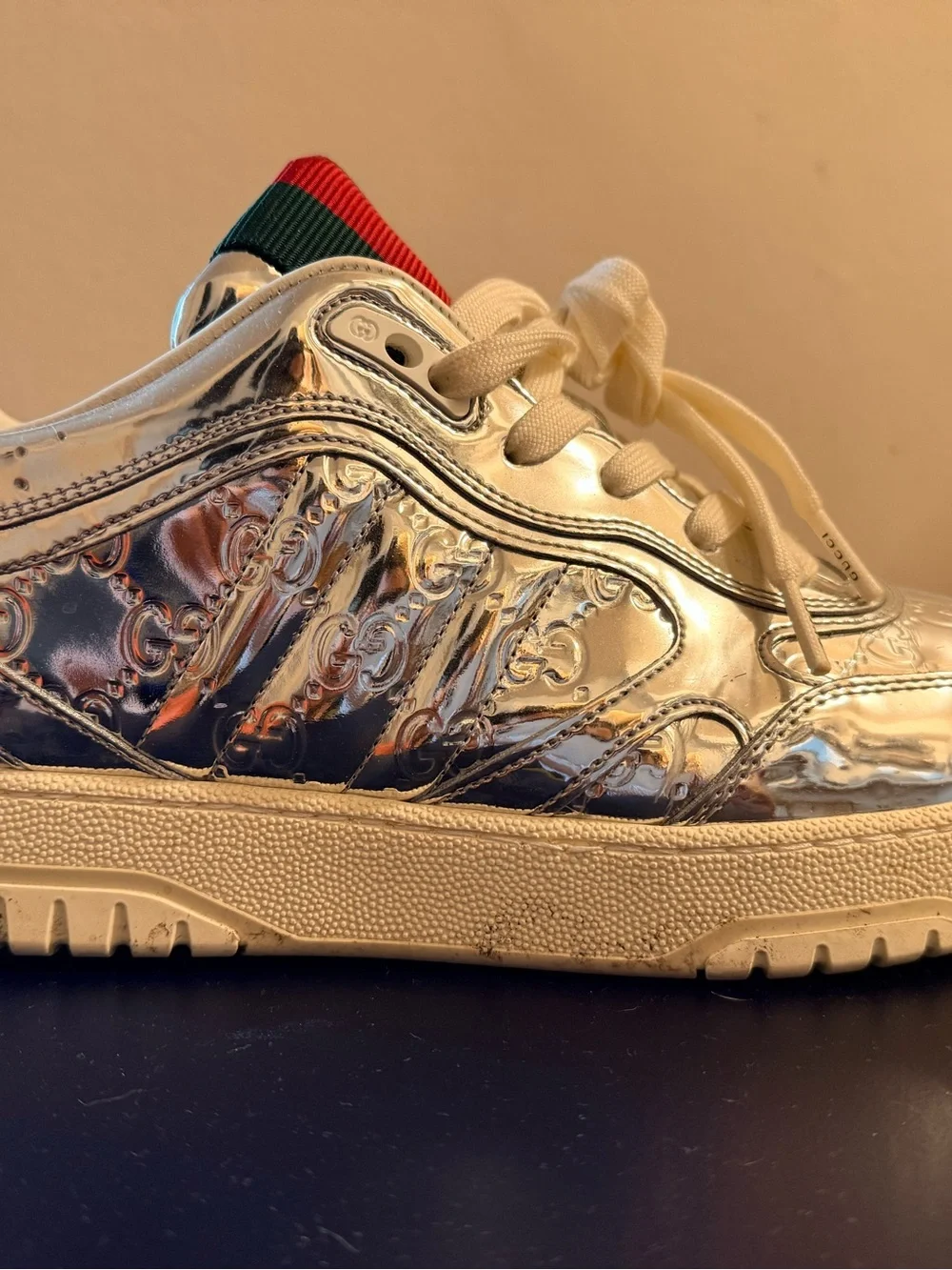 Men's Gucci Re-Web Sneaker Silver Metallic Leather Size: 9 = 9.5 US - Excellent